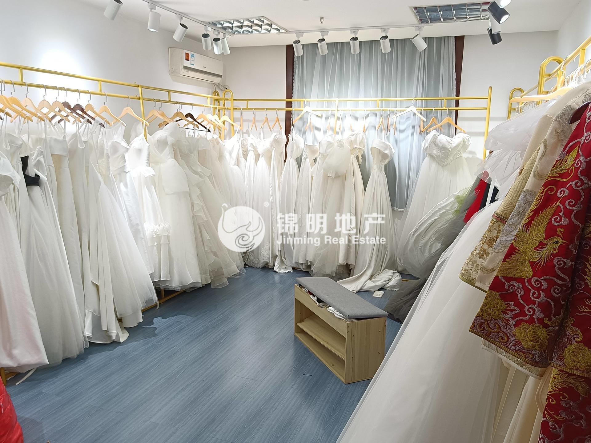 南京西路申银发展大厦175平米写字楼出租